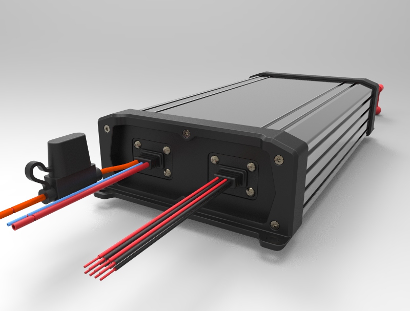 AEM100.4マリンアンプ